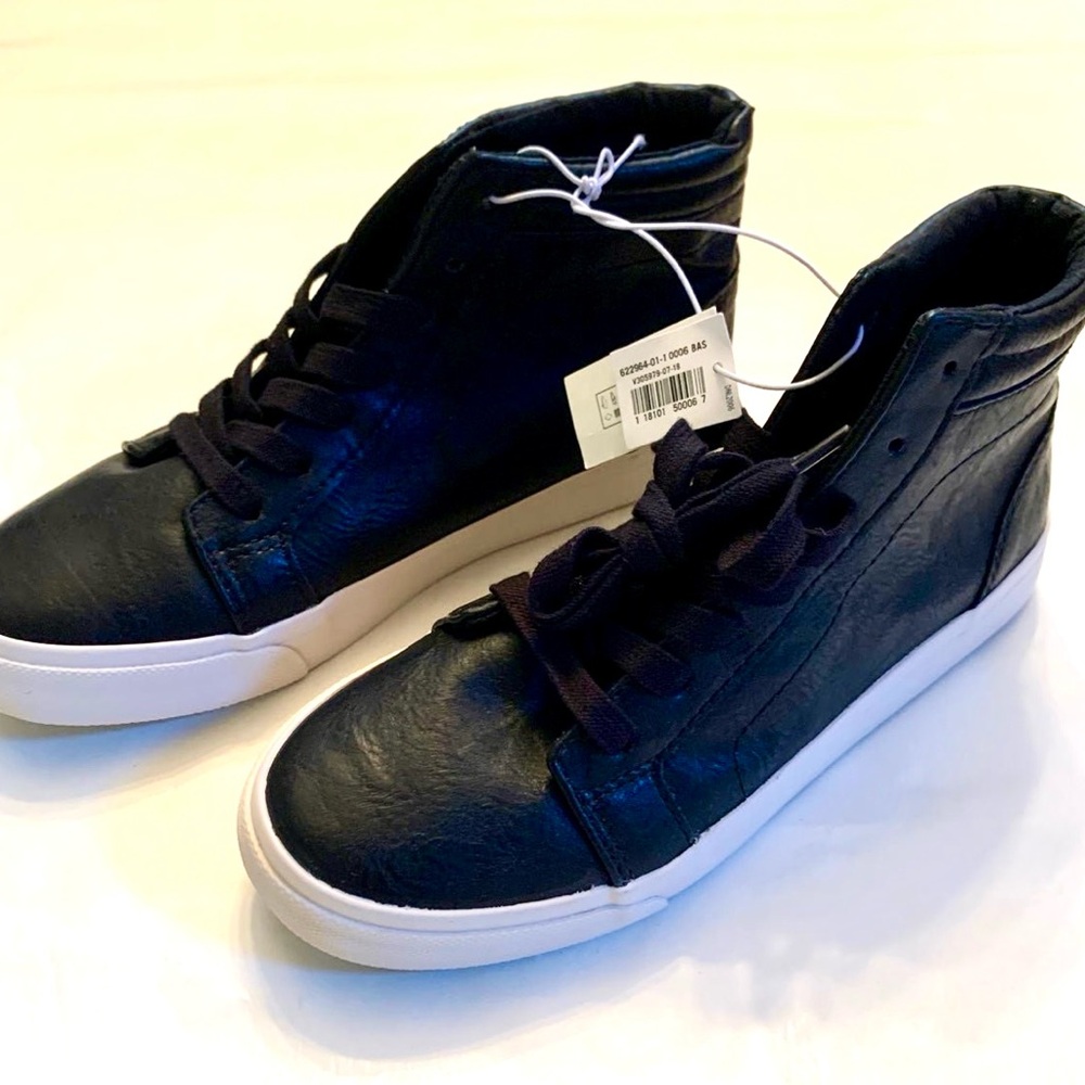 NEW!! OLD NAVY Kids Black Leather High-Top Sneakers W/Tags